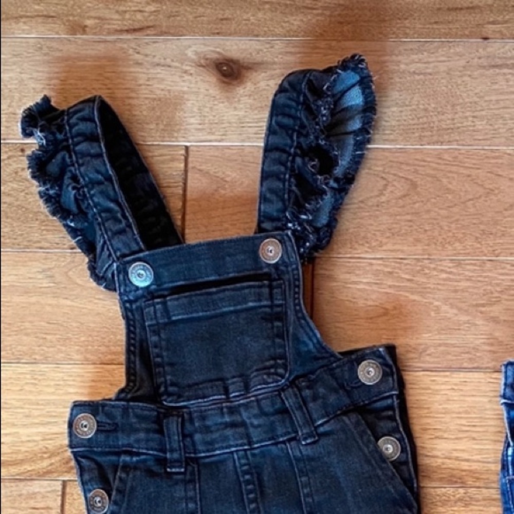 Art Class ruffle overalls